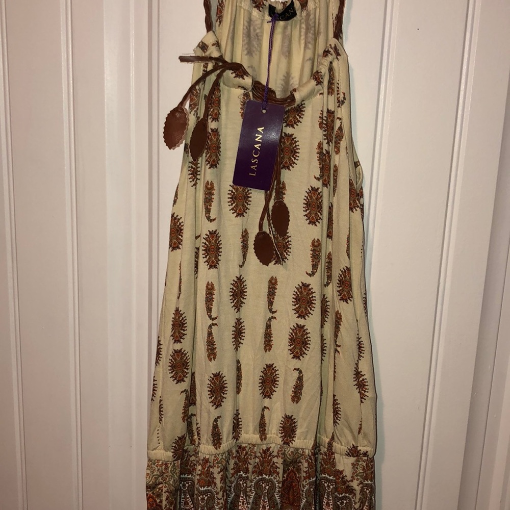 Adorable small size romper nwr